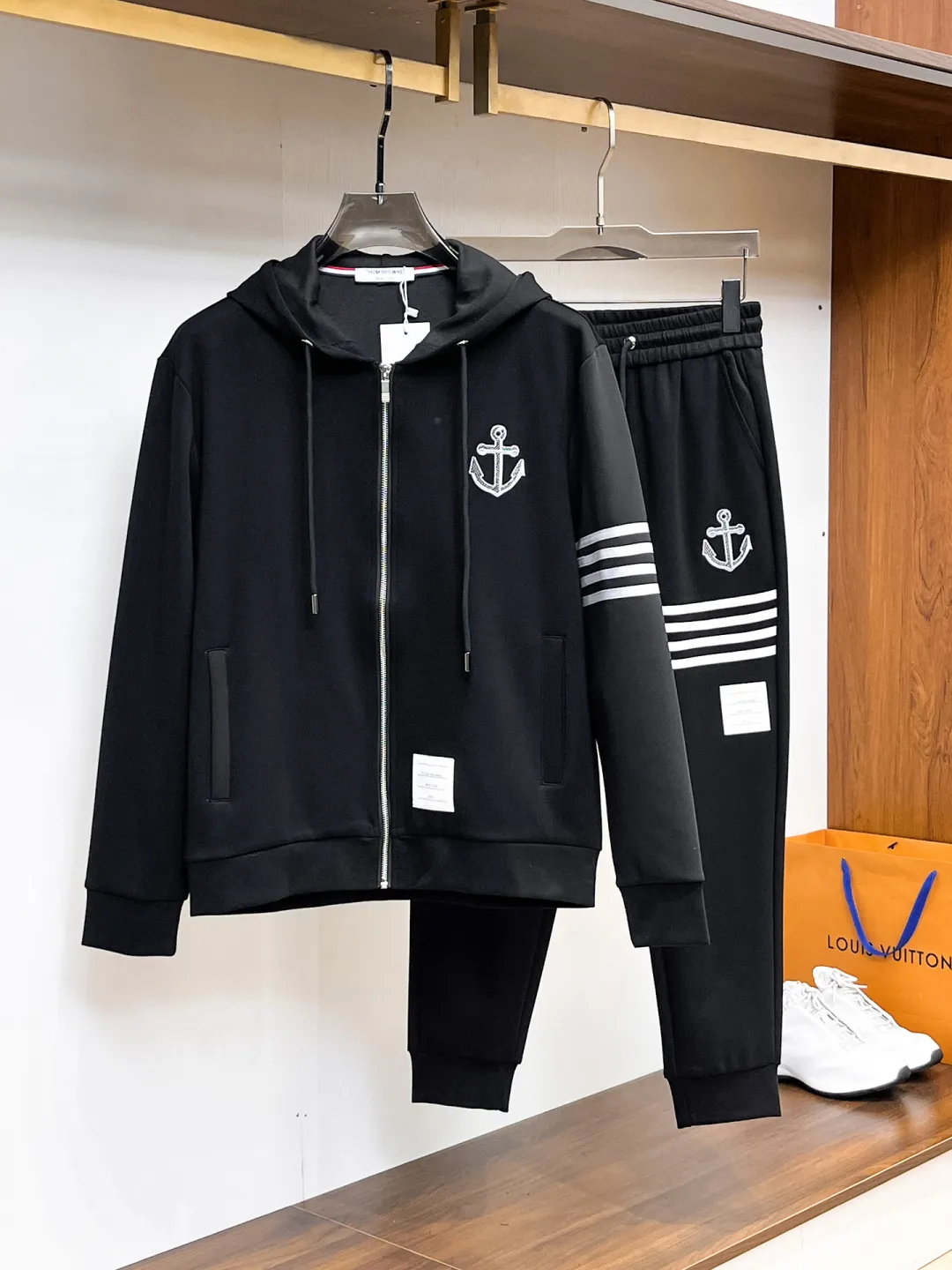 TB 2025 New Arrival Same Style ，Breathable ！ ！ ， ！ Premium ！ Wear-Resistant， Sizes M-3XLC 30